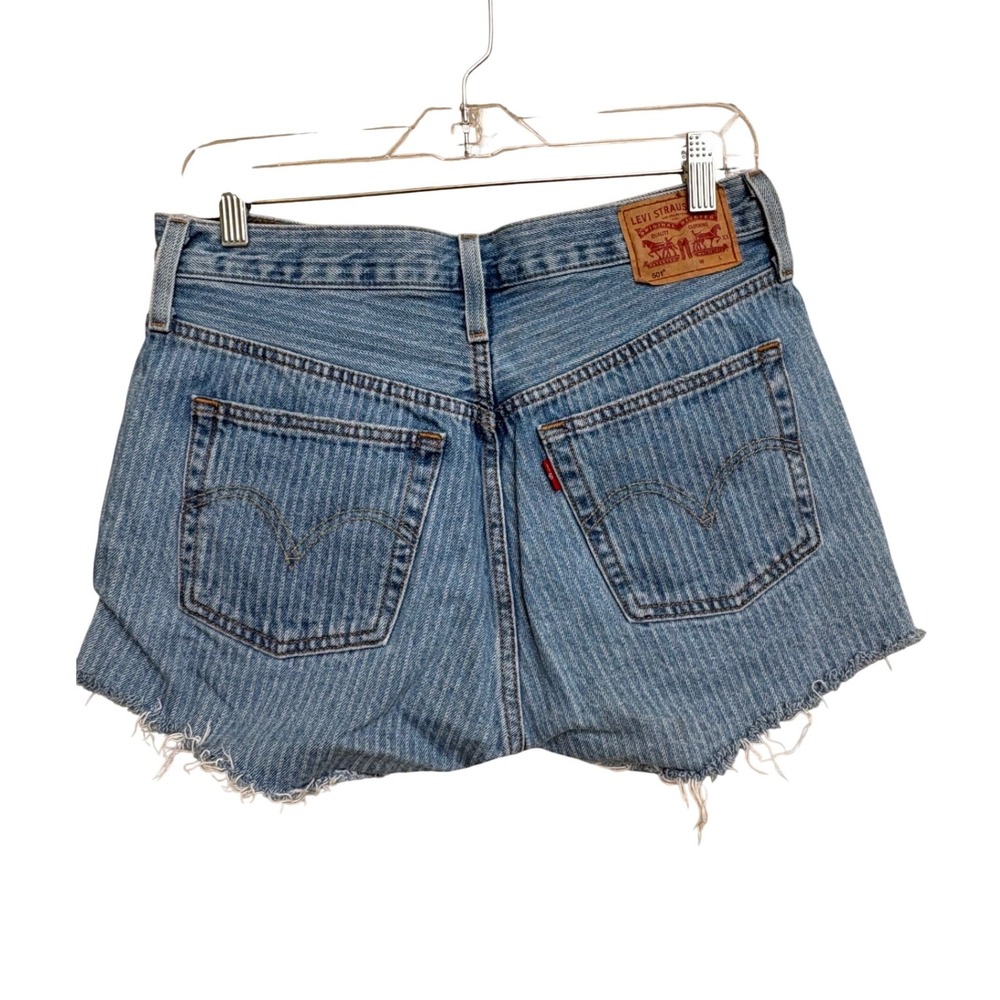 Levi's 501 Original High Rise Denim Shorts Light Wash Blue Pinstripe W29 - Picture 3 of 10